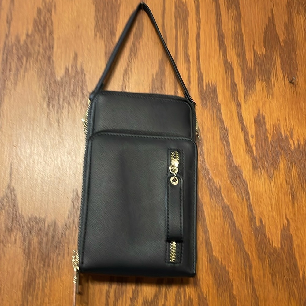 Black purse can be Crossbody three compartments window for phone